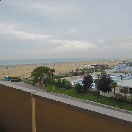 아파트 Adorable Flat With Large Terrace Overlooking The Sea *