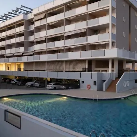 아파트 Adorable Flat With Large Terrace Overlooking The Sea 비비오네