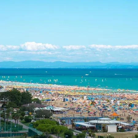 아파트 Adorable Flat With Large Terrace Overlooking The Sea 비비오네